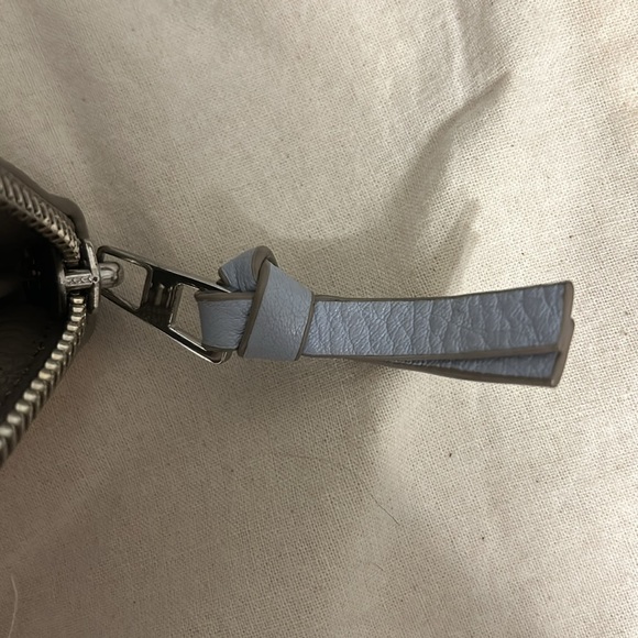 Tory Burch Pebble Colorblock Long Wallet with Dust Bag - Picture 15 of 17